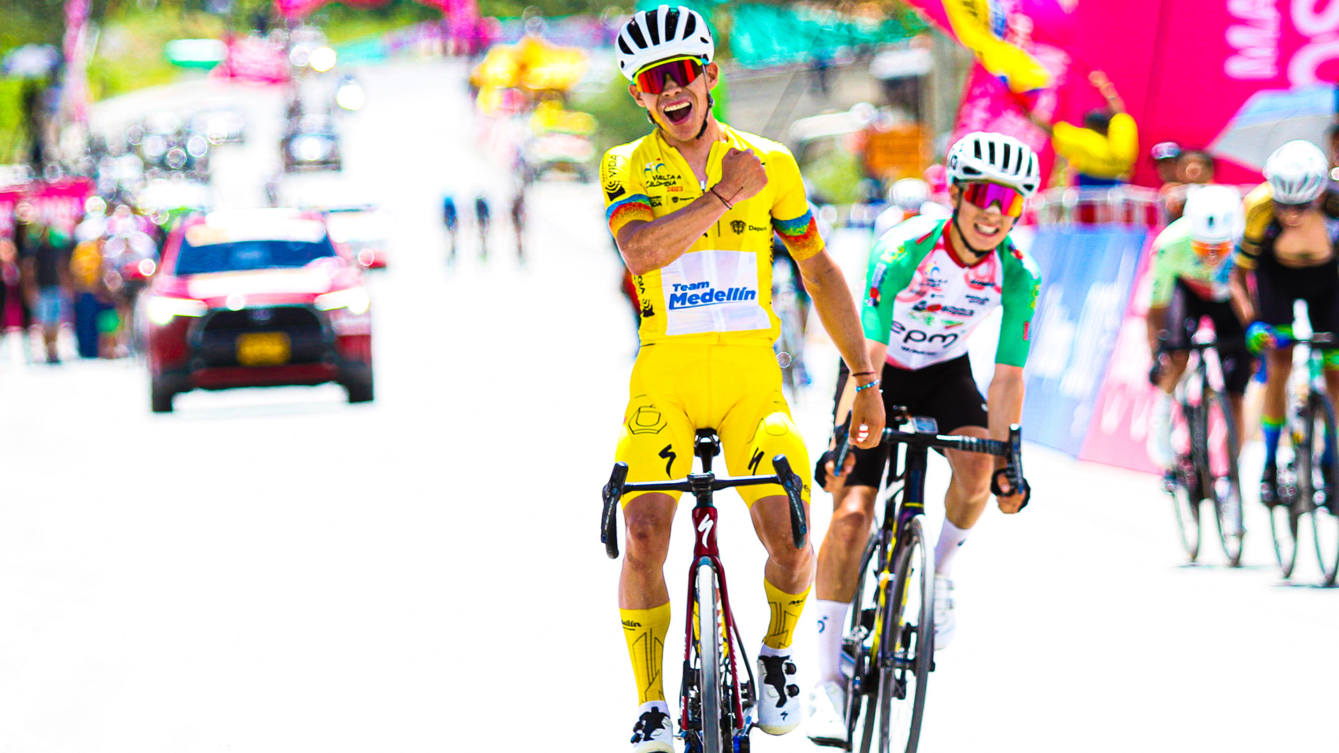 Un imbatible Miguel Ángel volvió a celebrar en la Vuelta a Colombia